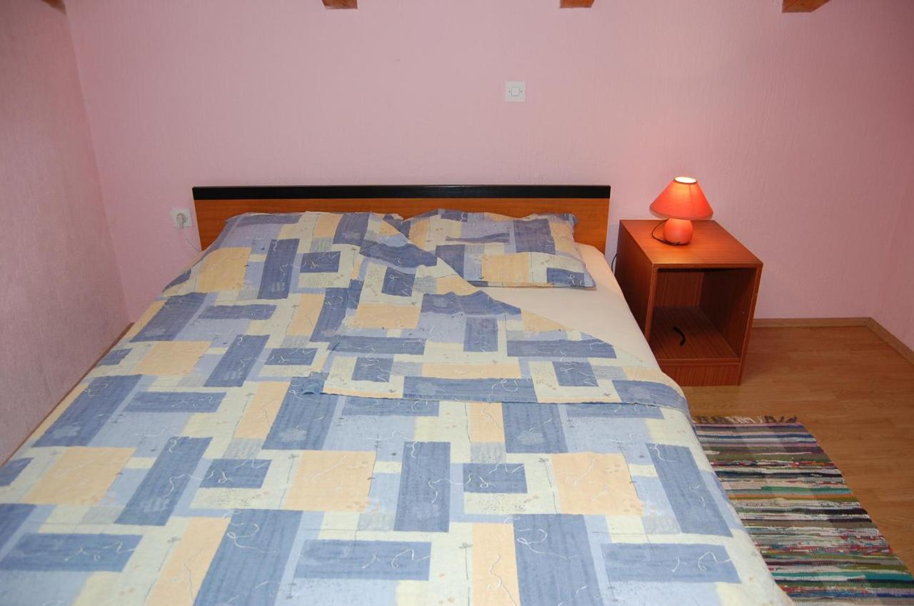 Apartment Ivan By El-Pi Tours มาลินสกา ภายนอก รูปภาพ